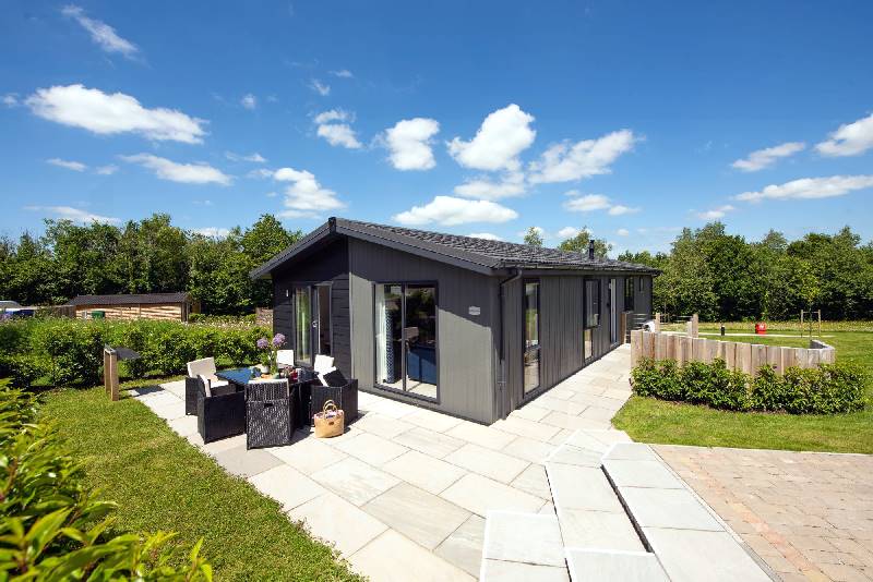 Click here for more about Buttercup Lodge, 33 Roadford Lake Lodges