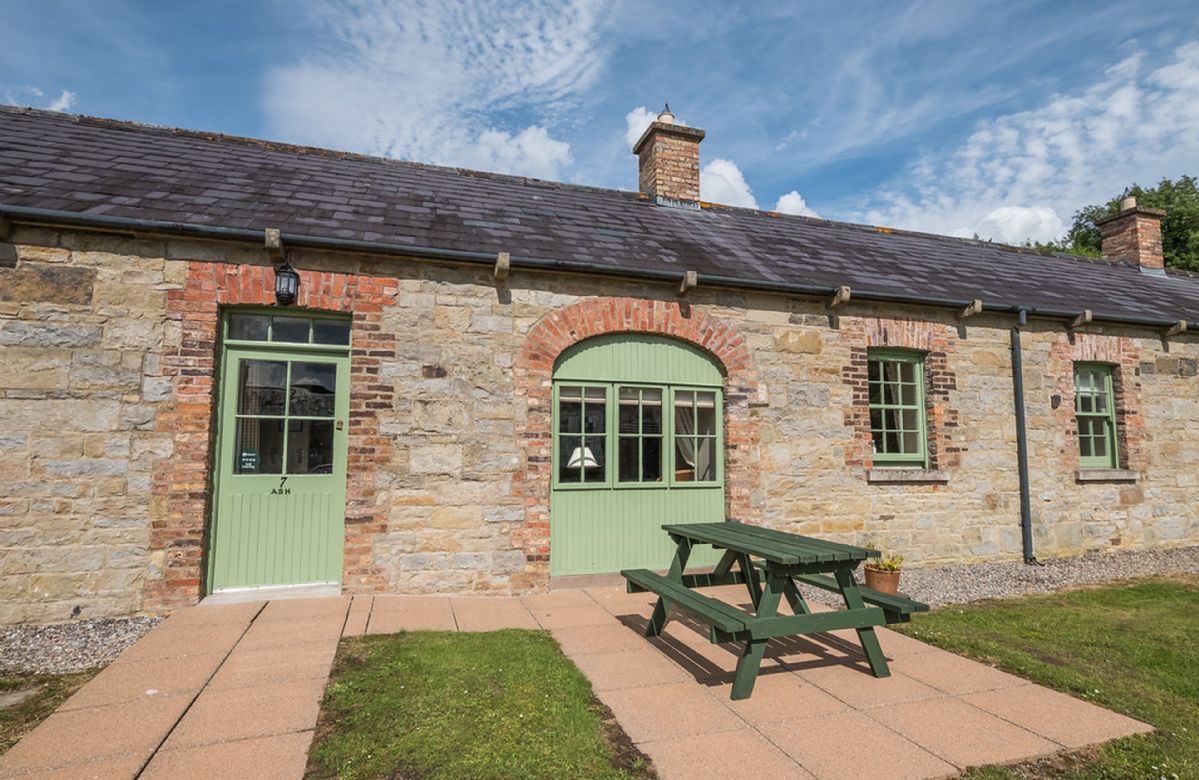 Click here for more about Ash Cottage