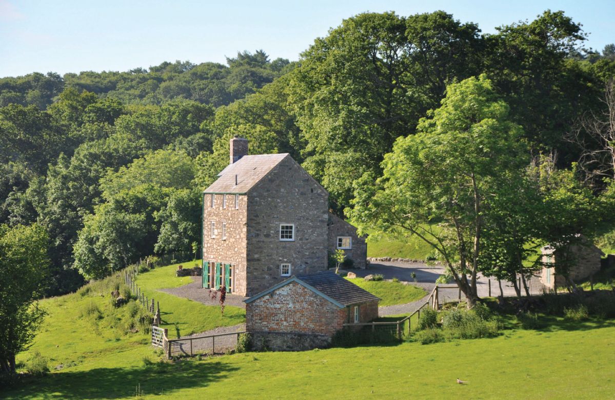 Click here for more about Lletty