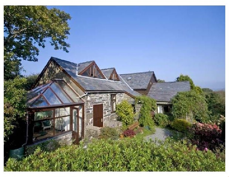 Click here for more about Hen Gapel