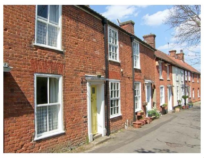 Click here for more about Valentine Cottage