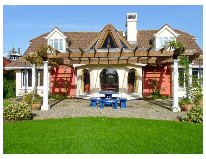 Click here for more about Ballysheen House