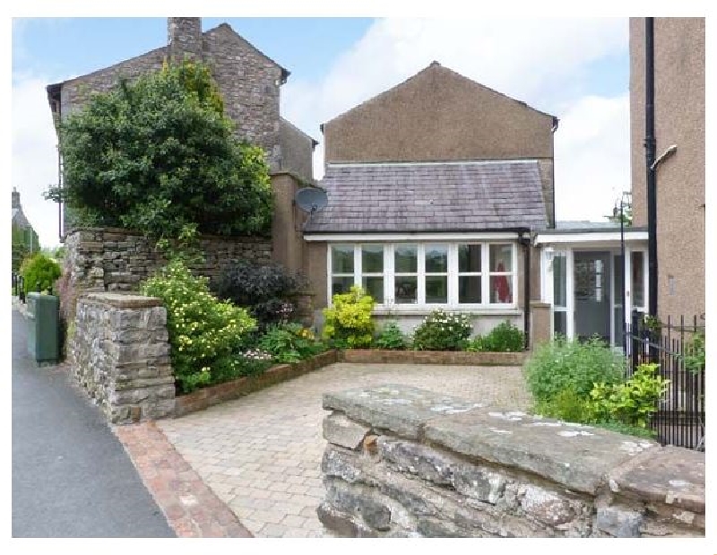 Click here for more about Peel Cottage