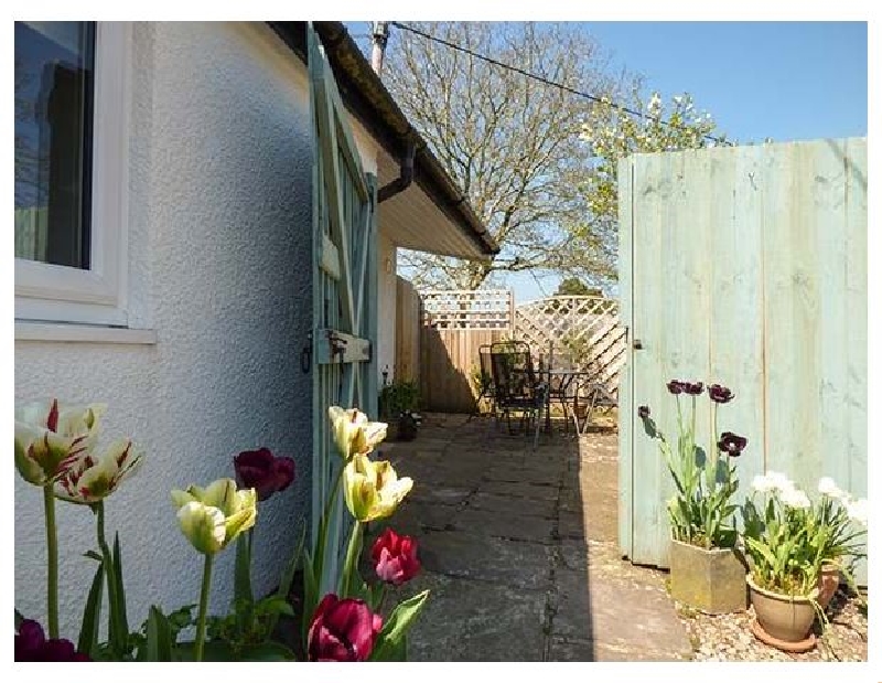 Click here for more about Rectory Cottage