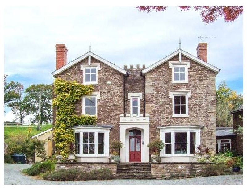 Click here for more about Wheelbarrow Castle