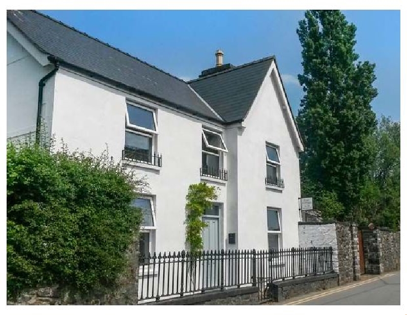 Click here for more about Dale Cottage