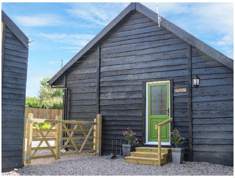Click here for more about Woodpecker Lodge