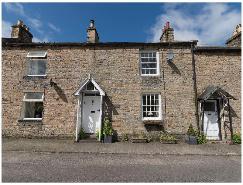 Click here for more about Englewood Cottage