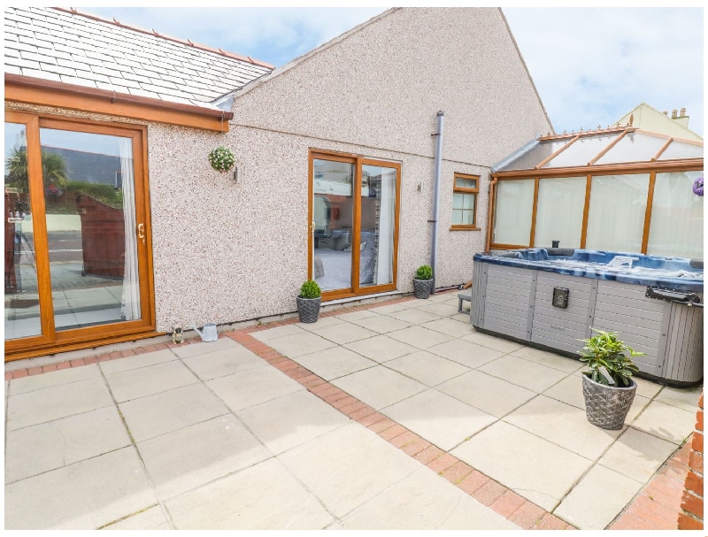 Click here for more about Smithy Cottage