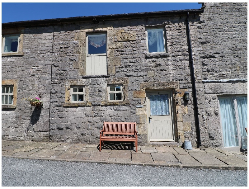 Click here for more about Well Cottage