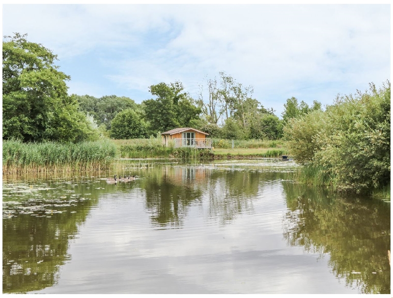 Click here for more about Lakeside Lodge