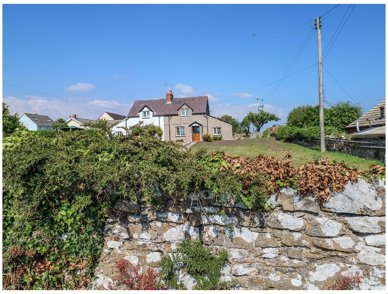 Click here for more about No. 2 New Cottages