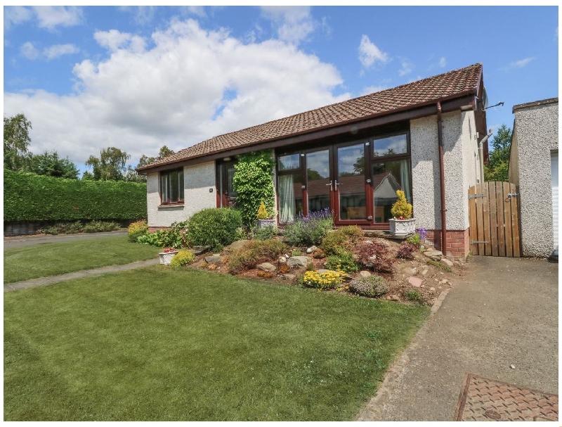 Click here for more about Isla Cottage