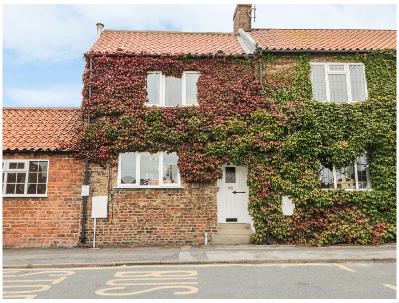 Click here for more about Old Manor Cottage