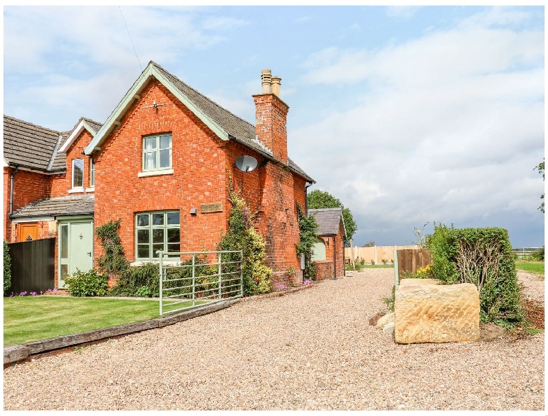 Click here for more about Chippers Cottage