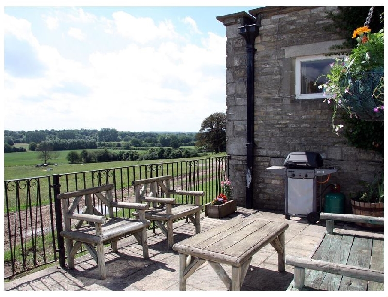 Click here for more about Bottom Barn