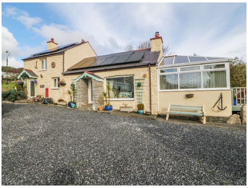 Click here for more about Crow's Nest Cottage