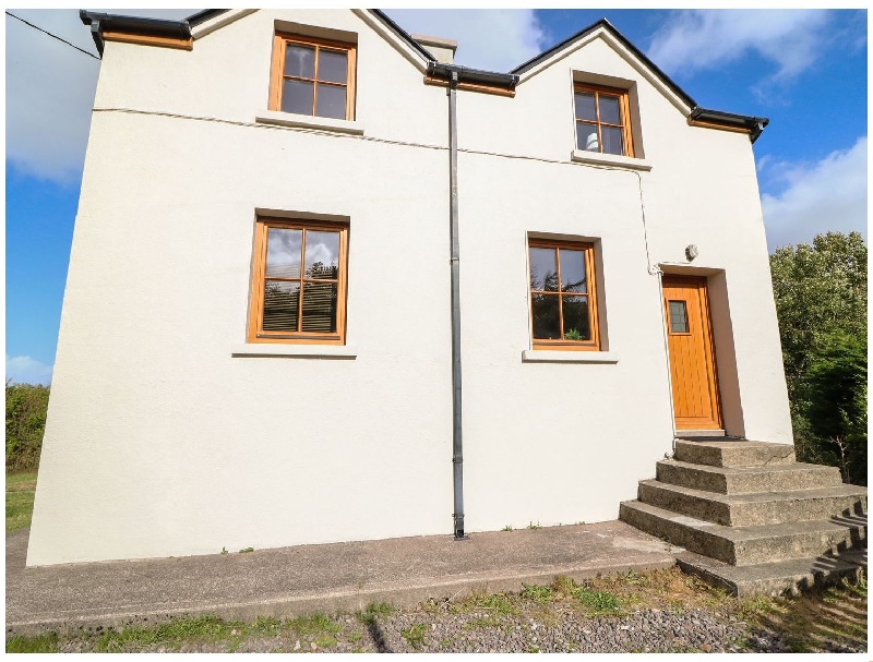 Click here for more about Dooks Halt Railway Cottage
