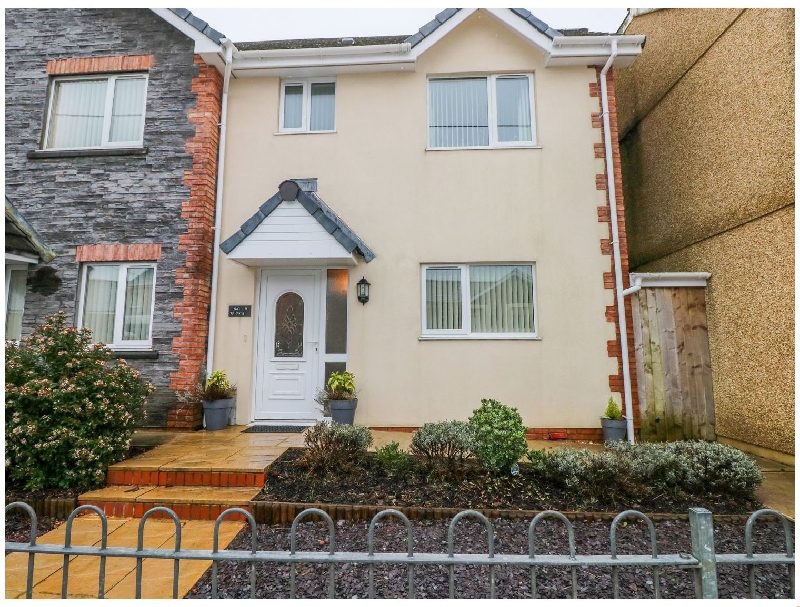 Click here for more about Ty Cerrig