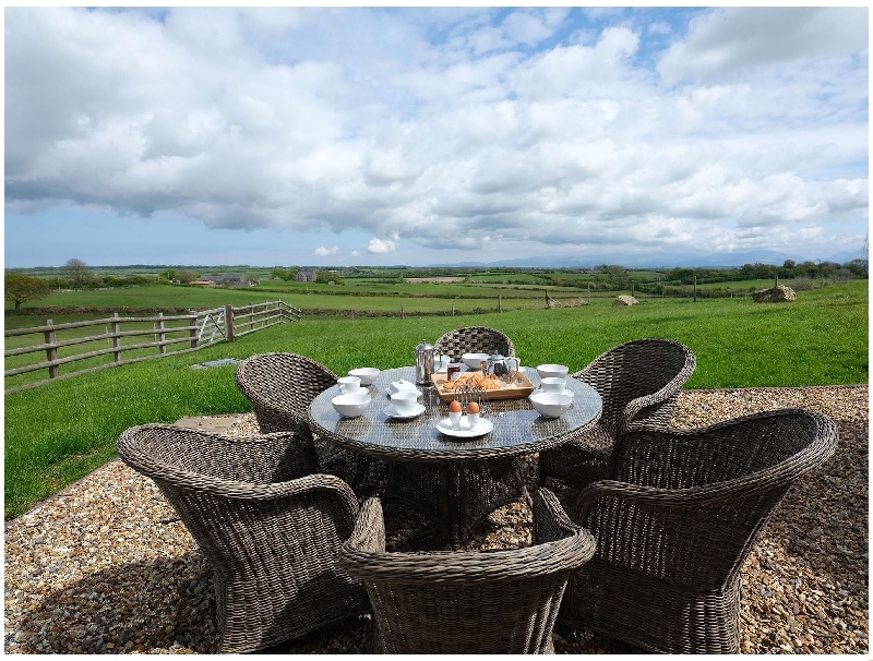 Click here for more about Capel Bach