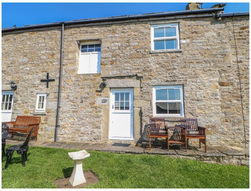 Click here for more about Goldsborough Cottage