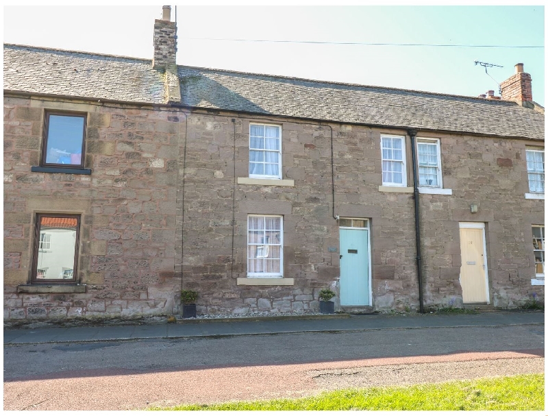 Click here for more about Castle Keep Cottage
