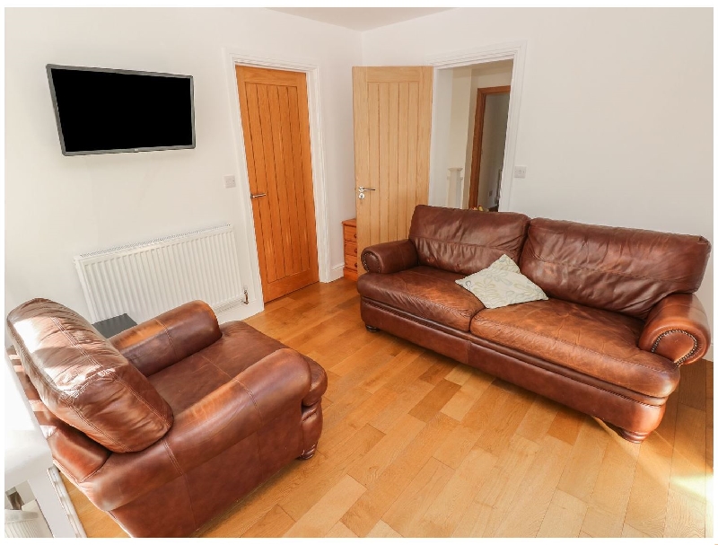 Click here for more about Blue Anchor Way Annexe