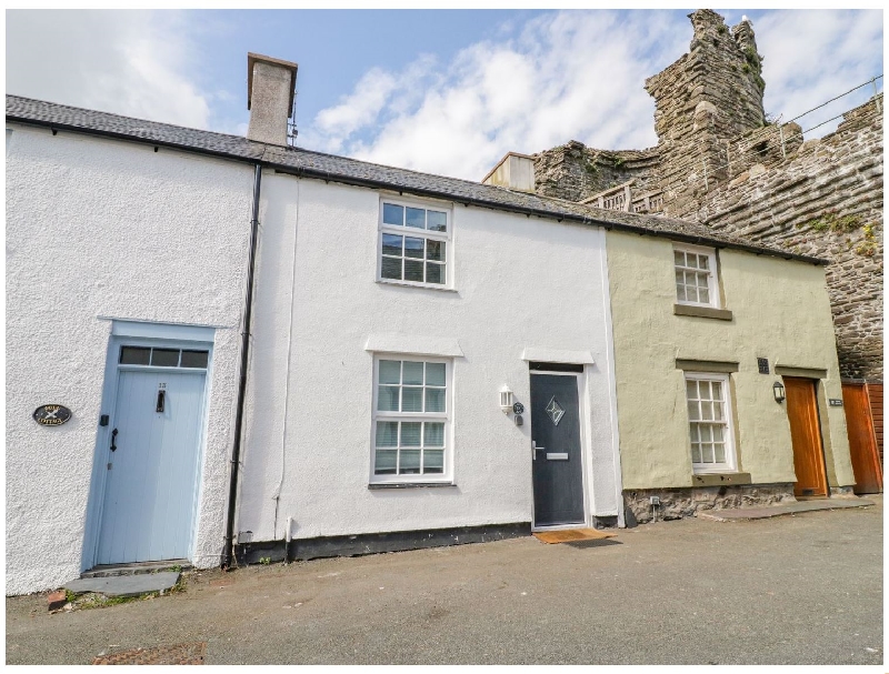 Click here for more about 15 Sea View Terrace