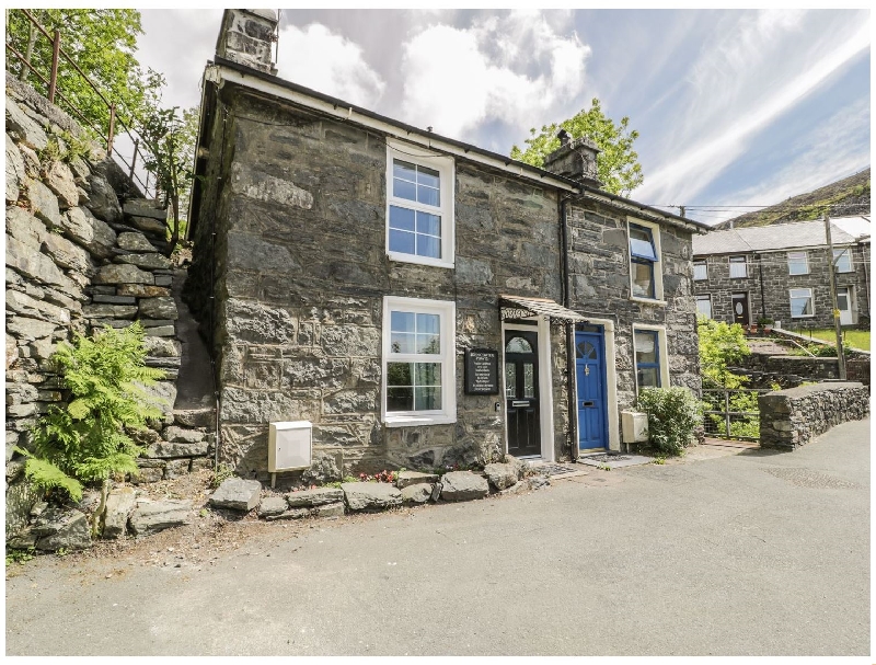 Click here for more about 1 Waterloo Cottage