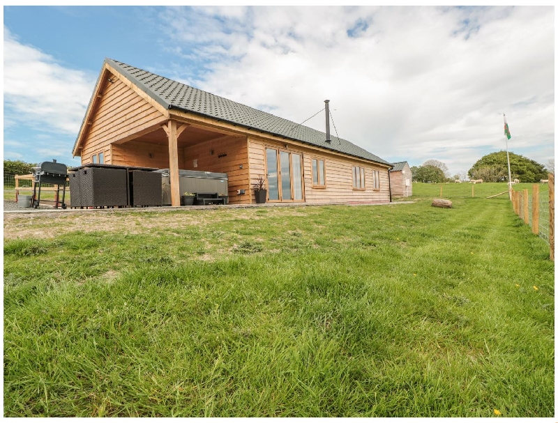 Click here for more about Lundy Lodge - Begwyns View