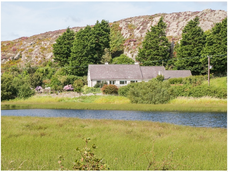 Click here for more about Glan Gors