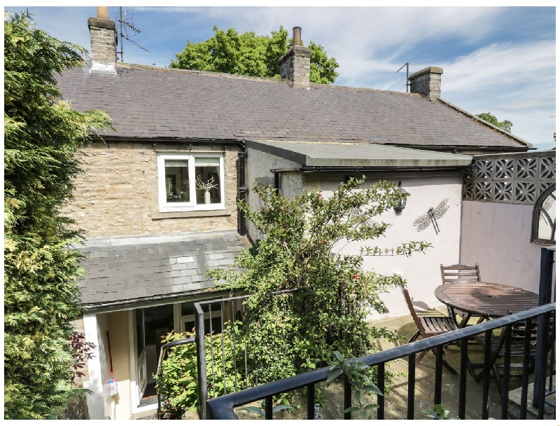 Click here for more about Middle Cottage