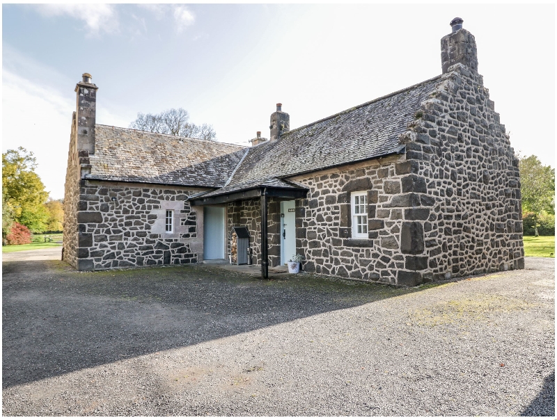 Click here for more about Marnoc Cottage