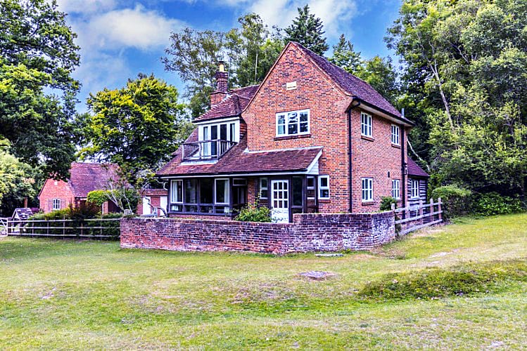 Click here for more about Dell Cottage